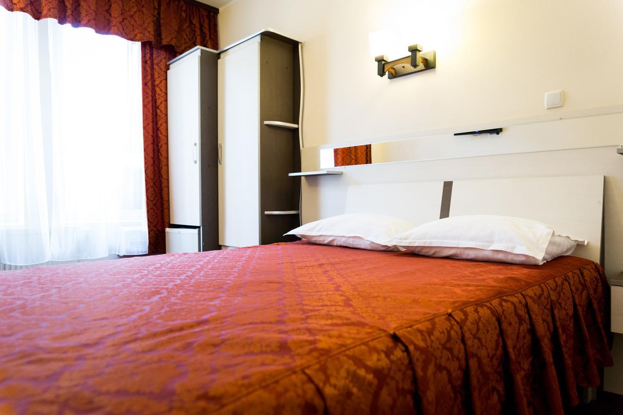 Hotel Zamca Suceava Exterior foto